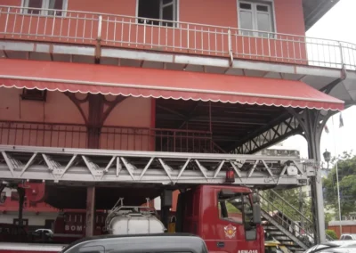 Prédio dos Bombeiros - Toldo Articulado | Toldos e Coberturas no RJ | Prosol Toldos